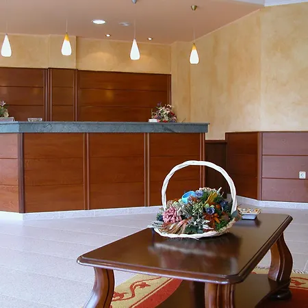 호텔 Costa 니아노